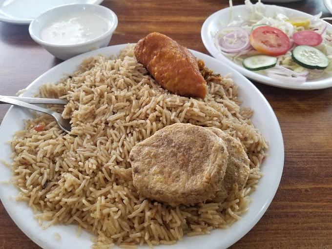 Haq Bahoo Murgh Pulao
