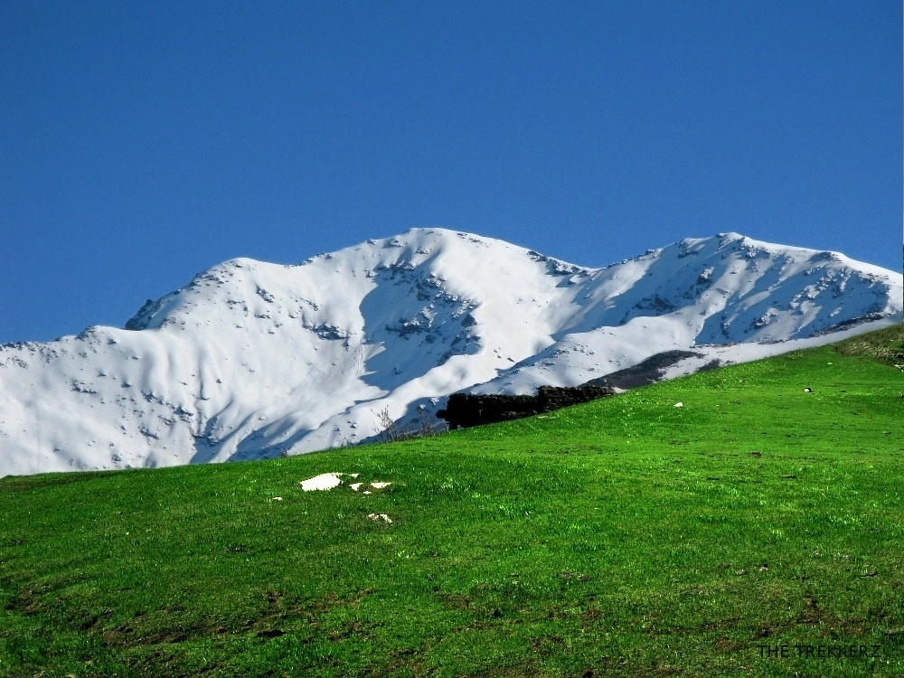 Musa ka Musalla Kaghan is a hidden gem nestled in the breathtaking Kaghan Valley of Pakistan. 